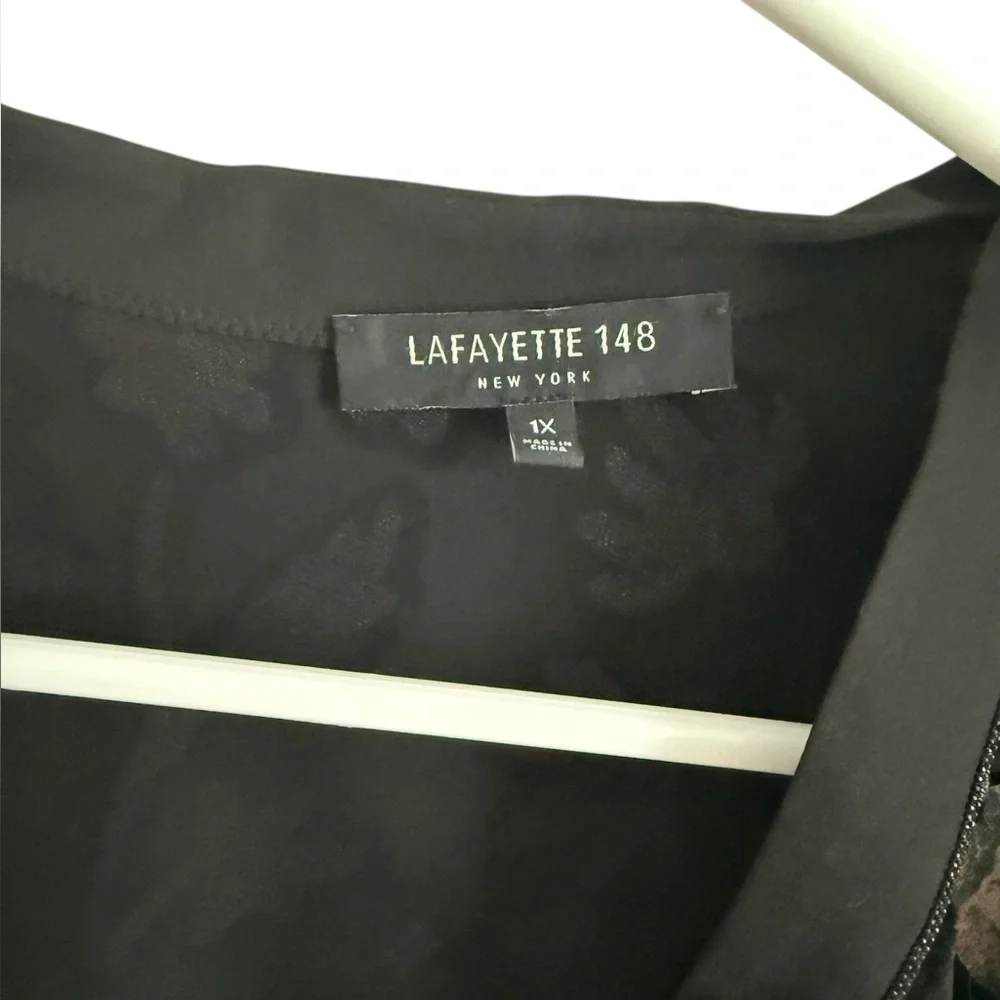 Lafayette 148 New York Brayden Long Sleeve Black Floral Button Down, Size XL - Picture 4 of 8